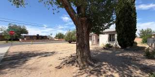 2 Bedroom Single Story Home Available Near San Mateo Blvd NE & Constitution Ave NE! Gallery 4