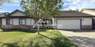 Wonderful Orangevale 4bd/2ba Home with 2 Car Garage! Gallery 1