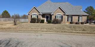 604 Twelve Oaks Drive Gallery 1