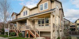 Gorgeous Four Bedroom Townhome in Orenco! Gallery 1