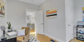 Wonderful House with Huge Deck in an Amazing Location Gallery 37