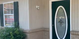 2 Bed/1 Bath Apartment Gallery 1