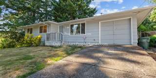 Two-Bedroom Ranch-Style Home in Bonny Slope! Gallery 3