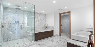 Bay Harbor Gallery 20
