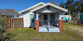 Fully furnished 2BR/2BA cottage close to front gate NAS Gallery 1