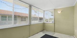 1047 Small Court Gallery 16