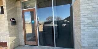 Gorgeous Commercial Unit off of North Market! Gallery 1