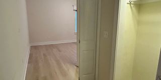 289-291 King Gallery 25