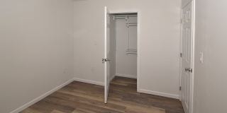 265 B Lincoln Street Gallery 13