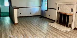 2405 Woodmont Dr Gallery 2