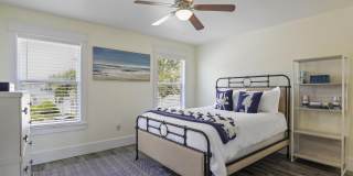 843 E Grand Harbour Gallery 10