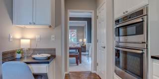 Sought after Remington 4bed 2.5bath with Lots of Yard Space! Gallery 16