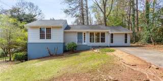 2866 Highland Drive SE Gallery 1