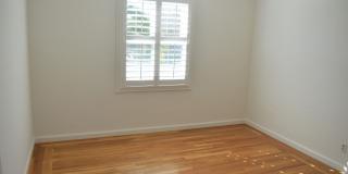 Beautiful 3 Bedroom and 2 Bathroom Home Gallery 12
