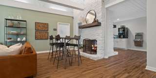 Hawthorne at Southside Gallery 19