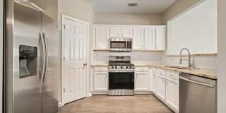 2045 Lake Shore Overlook NW Gallery 1
