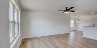 729 W 31st Terrace Gallery 6