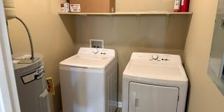 RATE DROP ALERT (was $1950/month) and MOVE-IN SPECIAL: 1st FULL MONTH'S RENT FREE!** Gallery 18