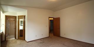 Beautiful 3 Bedroom Tri-Level Home In Federal Way! Gallery 6