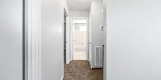 Cozy Two Bedroom Apartment Gallery 51