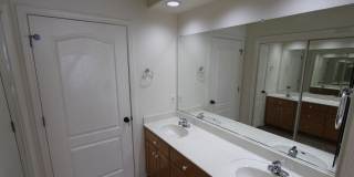 $500 off 1st months Rent!_3-Bedroom Summit Park Condo with Fireplace, Balcony & Covered Parking Gallery 16