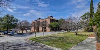 Charming 2 Bedroom Home Just Blocks from USC Campus with Great Parking & Move-In Ready Appeal Gallery 33