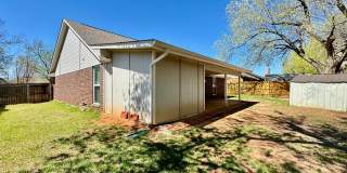 308 North Lockeport Drive Gallery 21