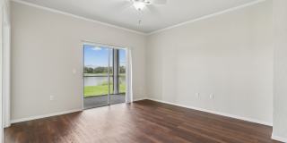 The Ellis Gallery 32