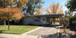 121 ORCHARD AVE - CHARMING 2BR HOUSE Gallery 1