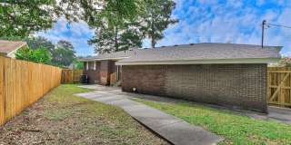 1831 Cottonwood Drive Gallery 1