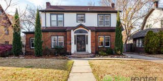 One of a kind - College Hill Beauty! Gallery 1