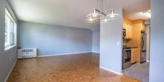 887 Farmington Avenue Gallery 6