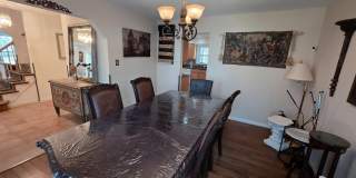 8120 PAISLEY Place Gallery 18
