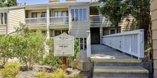 239 Village Pl Gallery 1