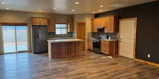 3 Bed 2 Bath Home In Iron West Gallery 1