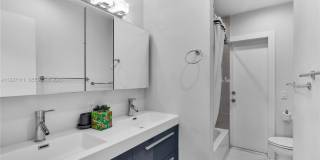 251 SE 8th St Gallery 25