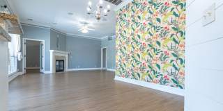 Luxurious Oasis with Poolside Serenity: Discover 17300 Zinc Drive, Edmond Gallery 10