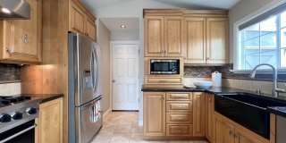 Elegant Browns Valley Four Bedroom Home Elegant Browns Valley Four Bedroom Home Gallery 31