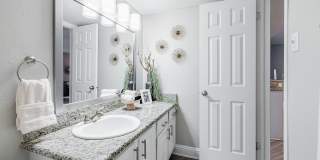 Silver Creek Apartments Gallery 33