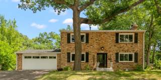 Charming 3 Bedroom Home Golden Valley Gallery 1
