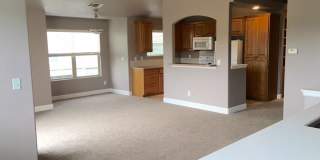 Beautiful 1-Bedroom with Balcony & Garage Available for Move In NOW Gallery 1