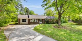 104 East Larriat Lane Gallery 1