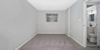 Emerald Apartments Gallery 16