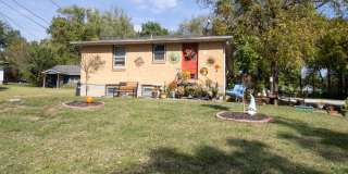 1405 Lowe St Gallery 1