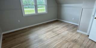 1 bd 1 ba updated apartment in Hudson IA Gallery 1