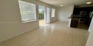 15430 NW 12th Ct Gallery 7