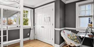 9 Grimes Road Gallery 24