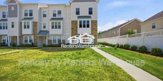 1005 Opal Street Gallery 1