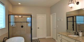 Orchard Hills 6 bed / 3.5 Bath - Partially Furniushed Gallery 20