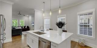 505 W Ontario Avenue SW Gallery 23